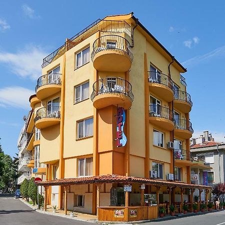 Peneka Hotel Поморіє Екстер'єр фото