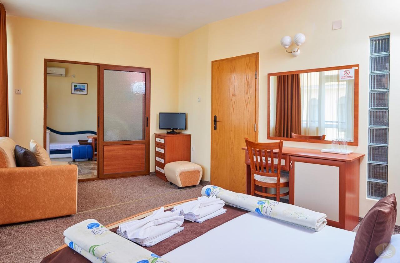Peneka Hotel Поморіє Екстер'єр фото