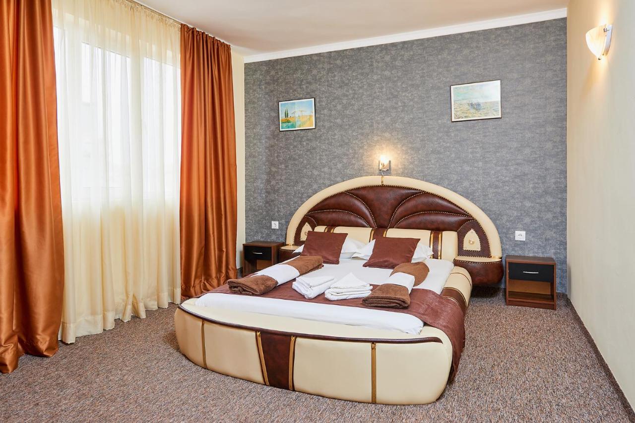 Peneka Hotel Поморіє Екстер'єр фото